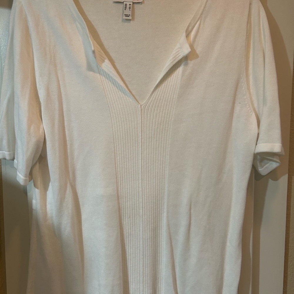 White V-Neck Short Sleeve Top by Isaac Mizrahi